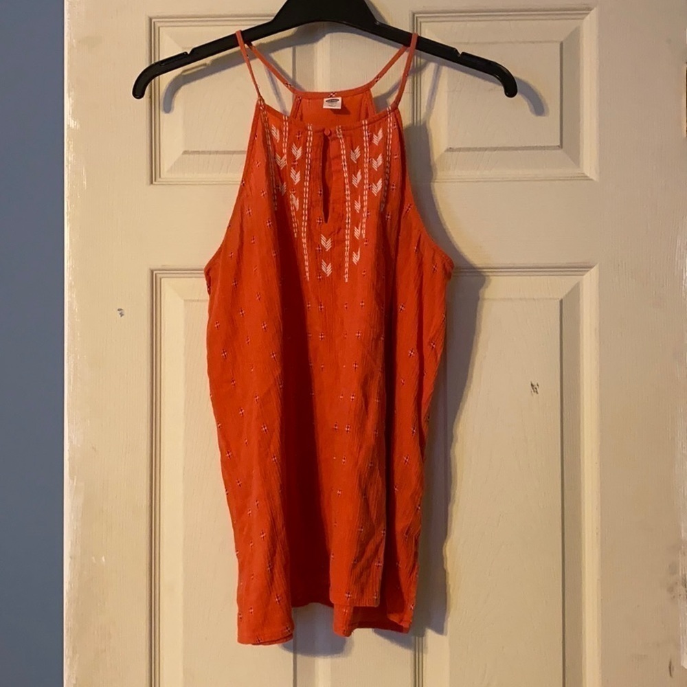 Old Navy women’s tank top; size M